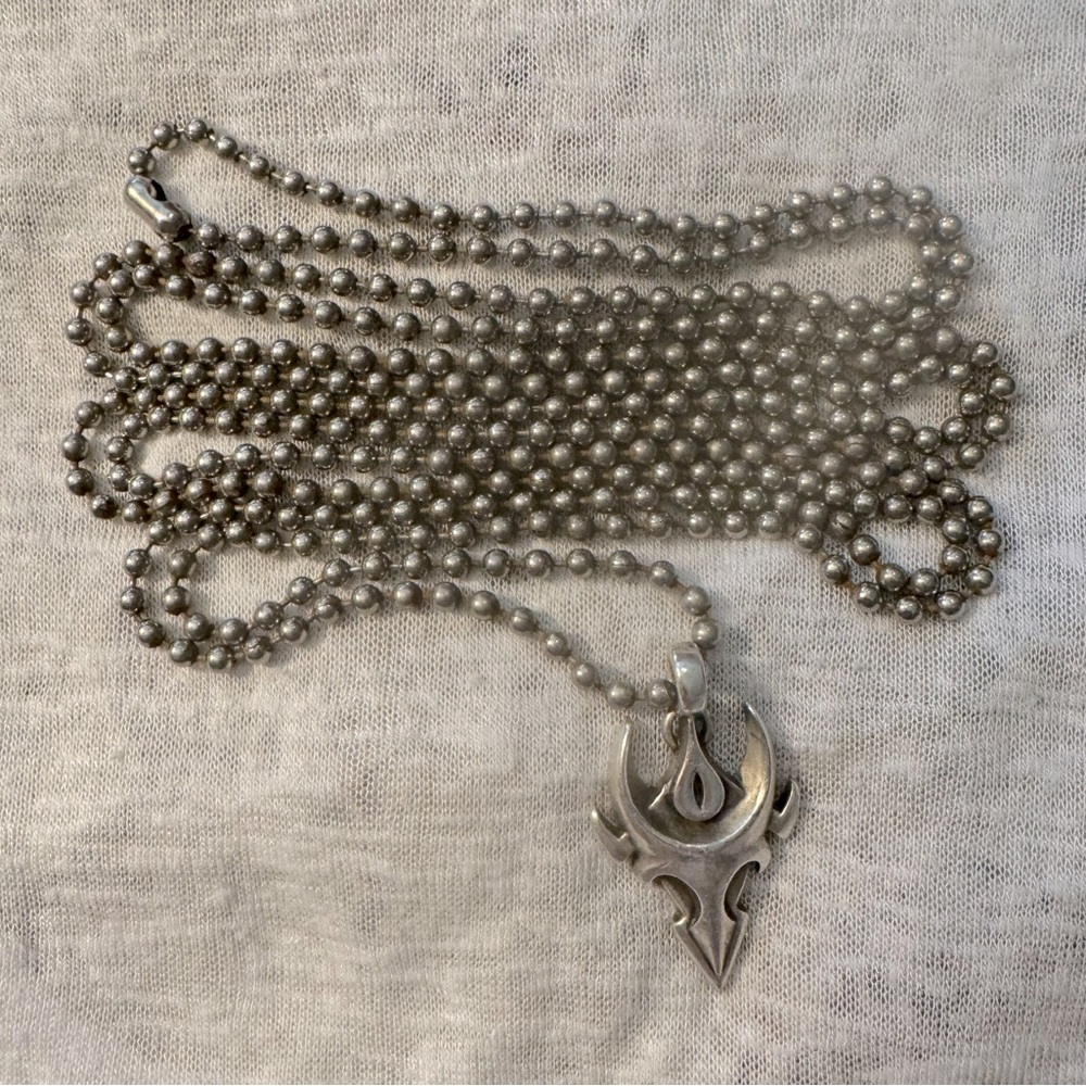 Vintage signed Zik Zok TM&C USA, tribal style Taurus, bull helmet pewter pendant